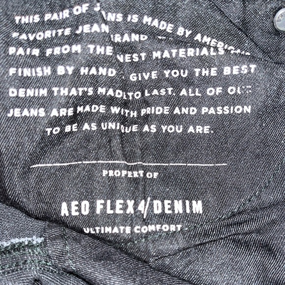 american eagle black ripped boyfriend jeans, in good condition barely worn - Picture 4 of 5